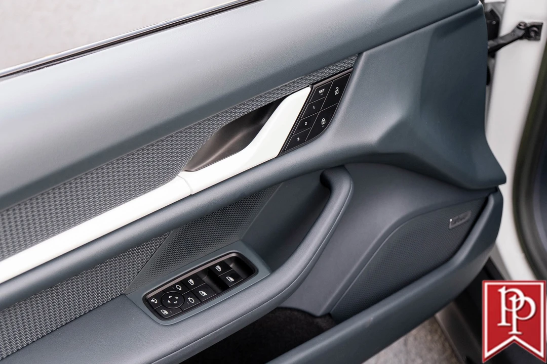 2023 Porsche Taycan GTS - Image 11 of 21