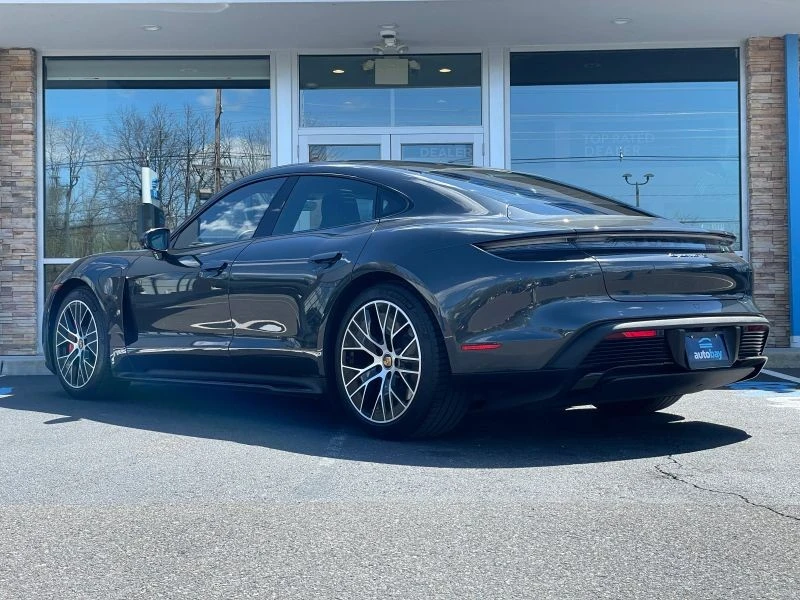 2023 Porsche Taycan GTS - Image 10 of 12
