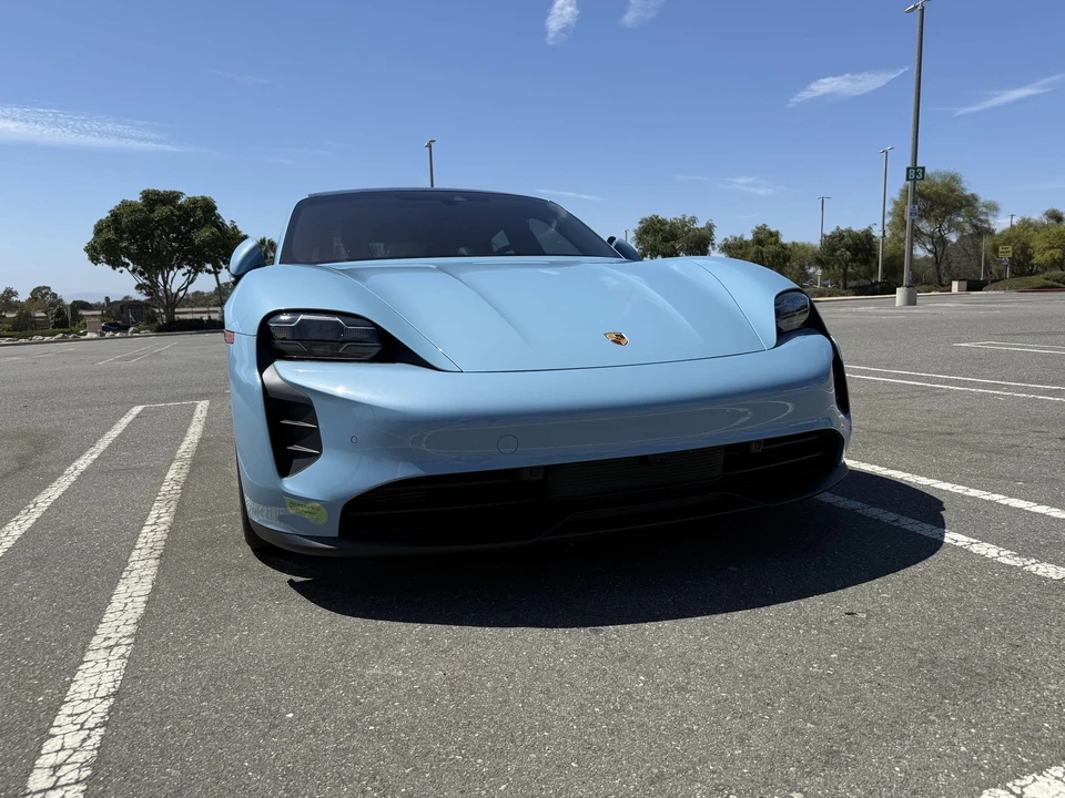 2023 Porsche Taycan GTS - Image 26 of 31