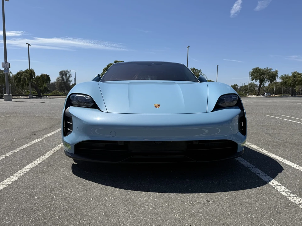 2023 Porsche Taycan GTS - Image 25 of 31