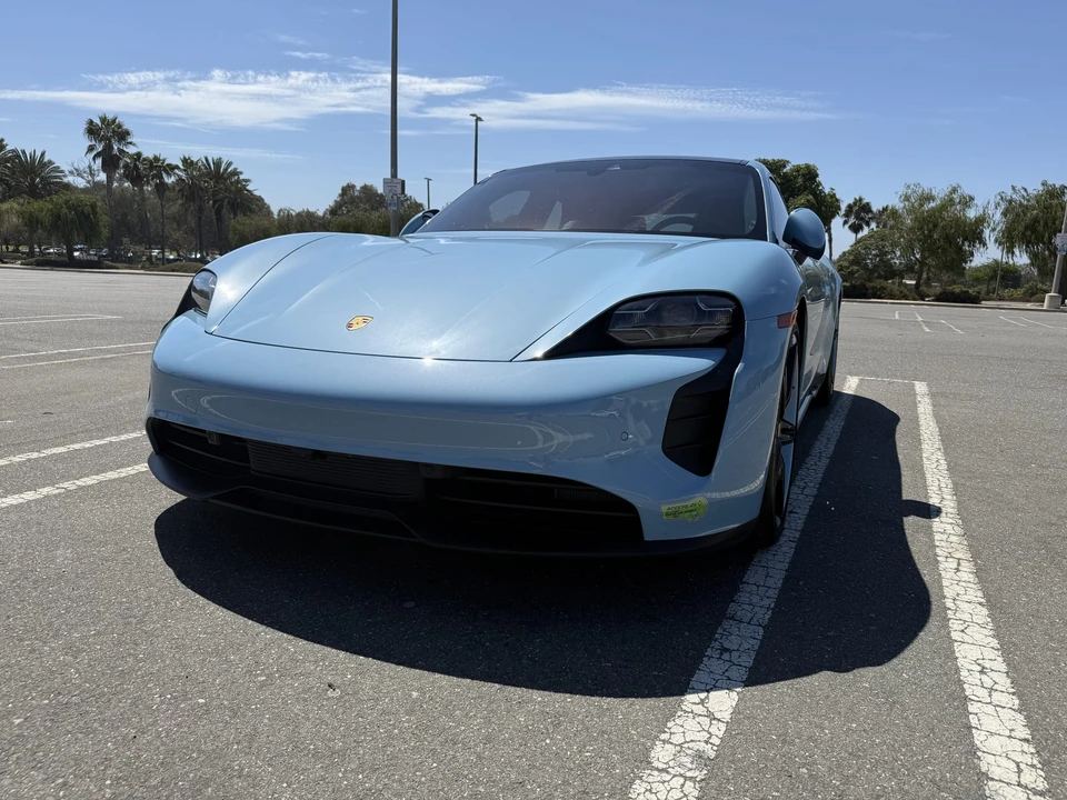 2023 Porsche Taycan GTS - Image 16 of 31