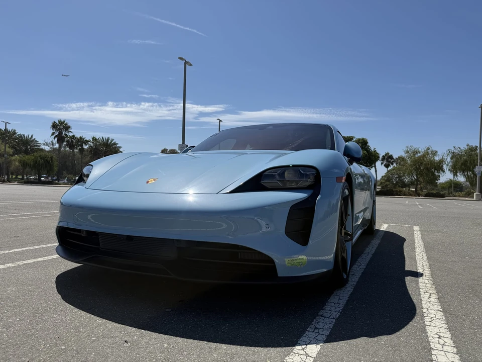 2023 Porsche Taycan GTS - Image 15 of 31