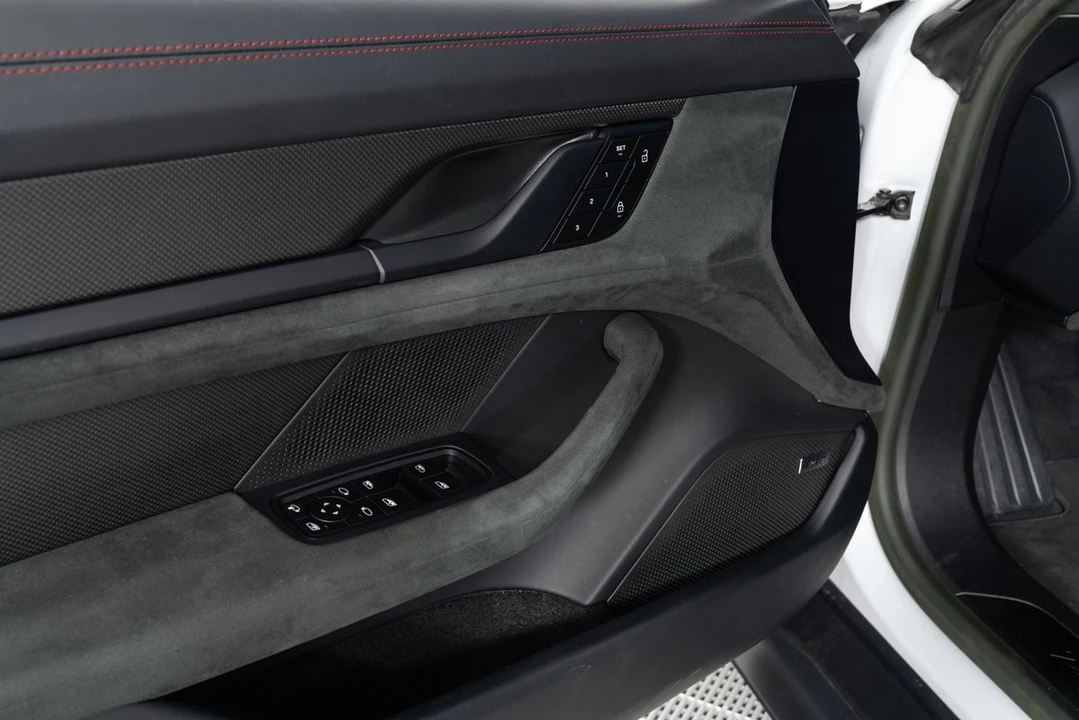 2023 Porsche Taycan GTS - Image 10 of 21