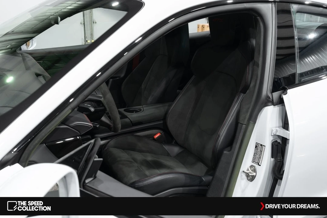 2023 Porsche Taycan GTS - Image 14 of 21