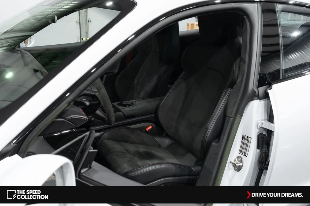 2023 Porsche Taycan GTS - Image 14 of 21