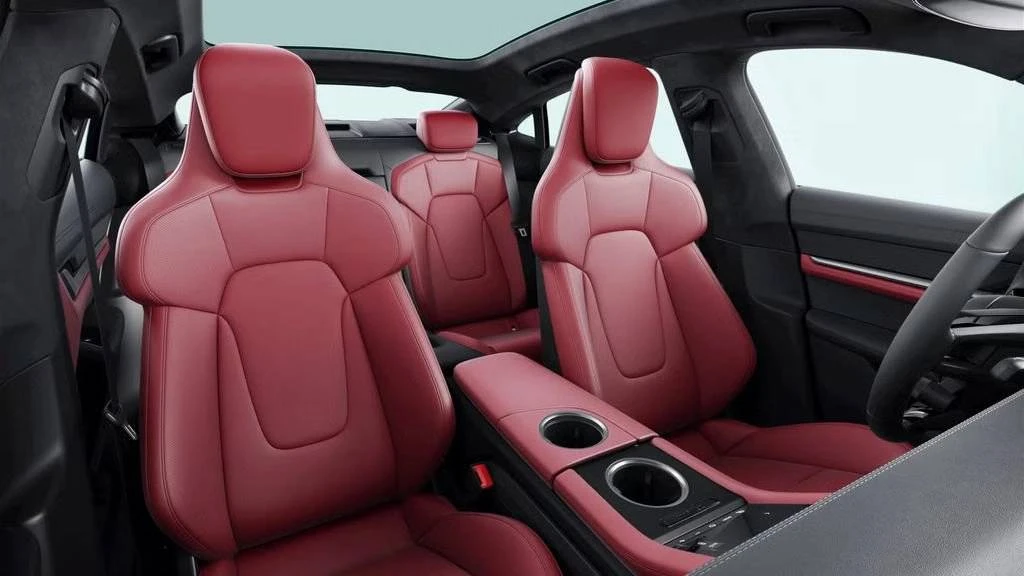 2023 Porsche Taycan GTS - Image 4 of 4