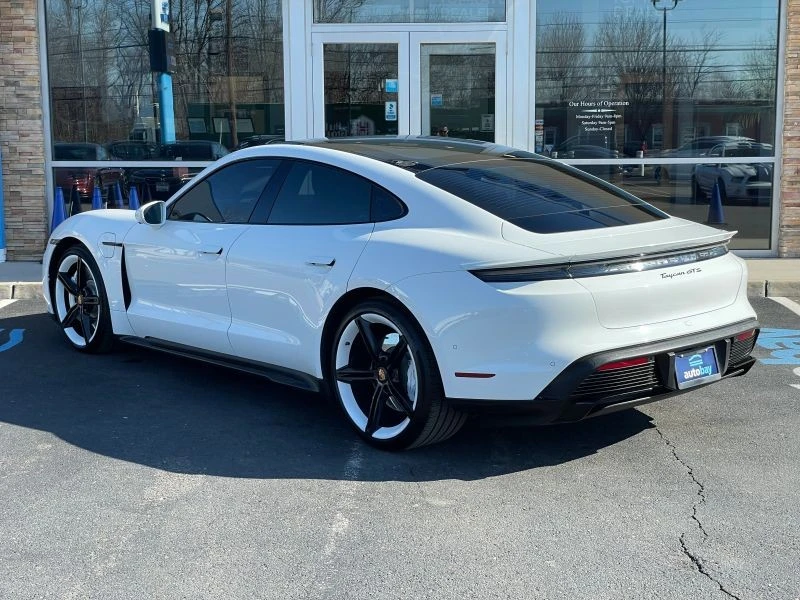 2023 Porsche Taycan GTS - Image 10 of 12
