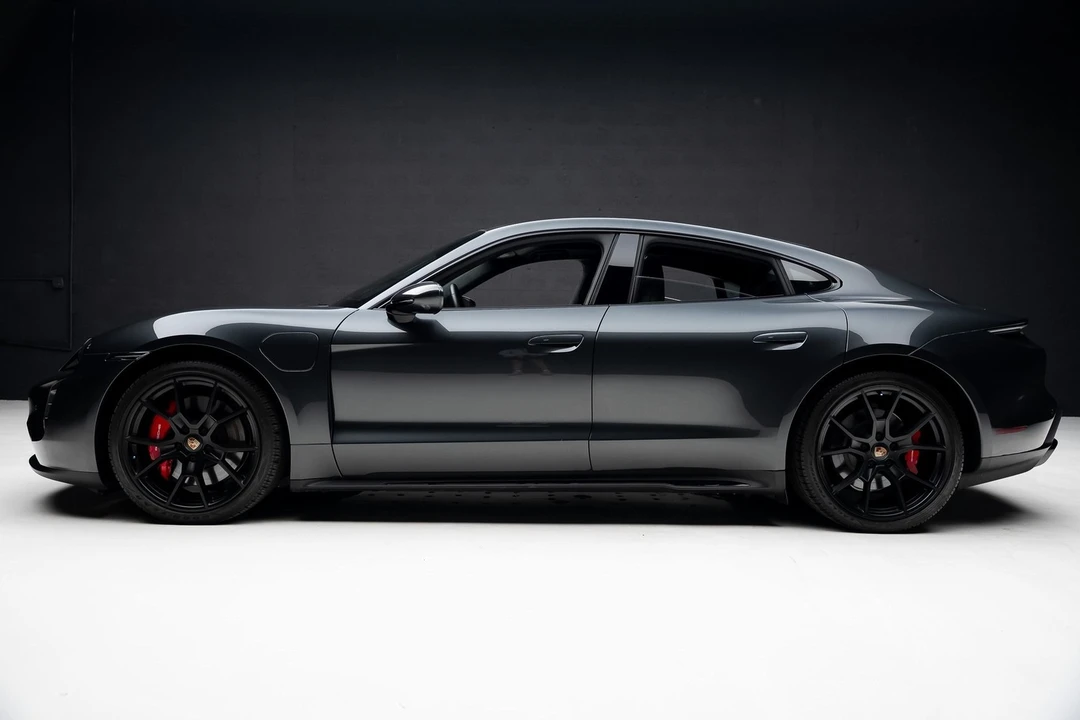 2023 Porsche Taycan GTS - Image 16 of 21