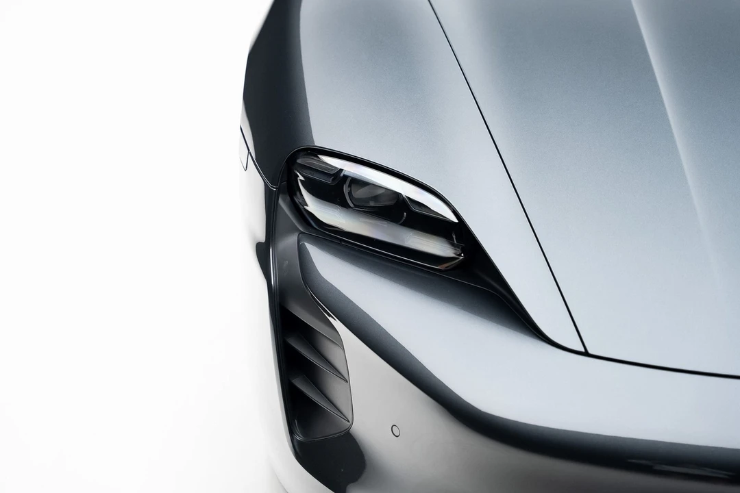 2023 Porsche Taycan GTS - Image 11 of 21