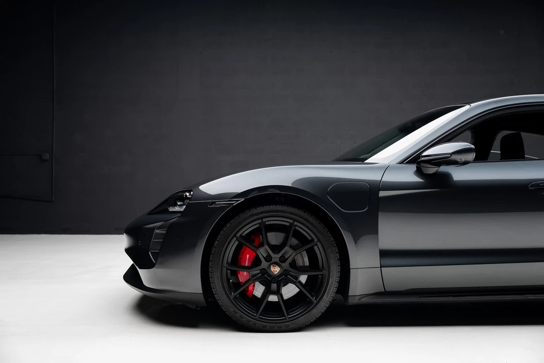 2023 Porsche Taycan GTS - Image 17 of 21