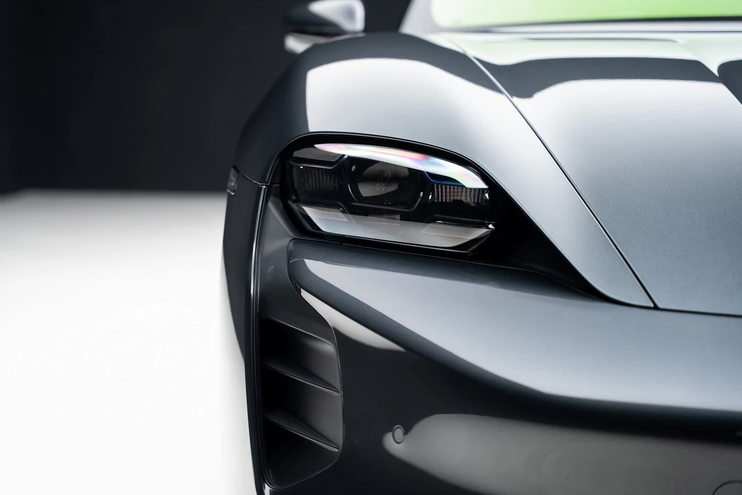 2023 Porsche Taycan GTS - Image 8 of 21