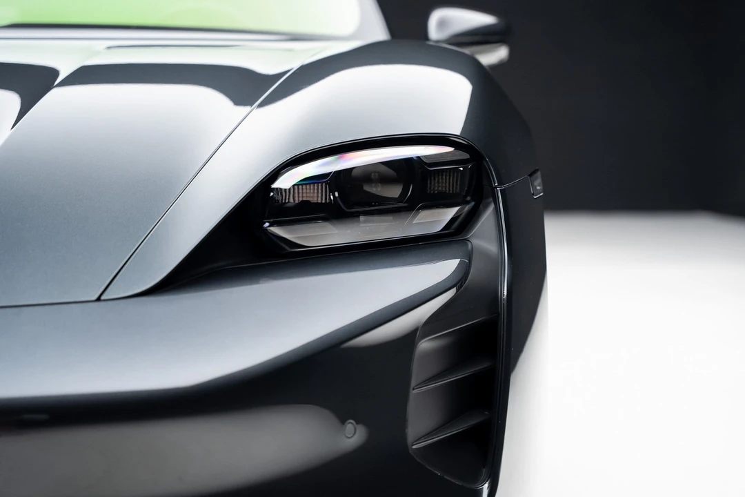 2023 Porsche Taycan GTS - Image 9 of 12