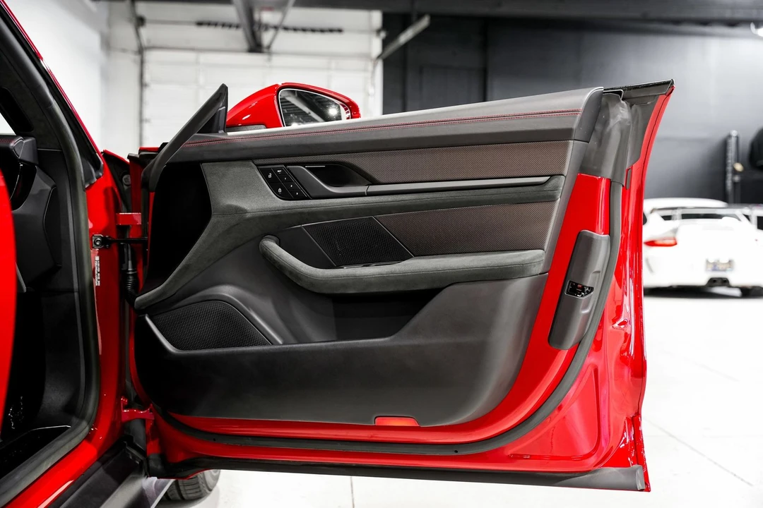 2023 Porsche Taycan GTS - Image 24 of 31