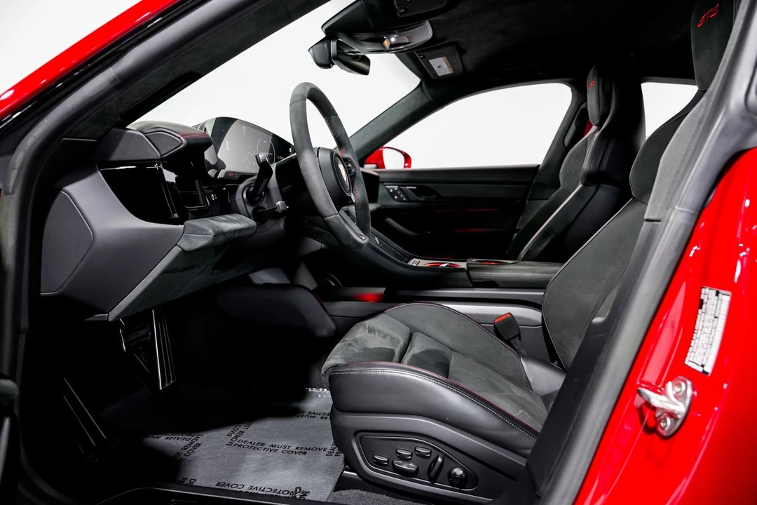 2023 Porsche Taycan GTS - Image 20 of 31