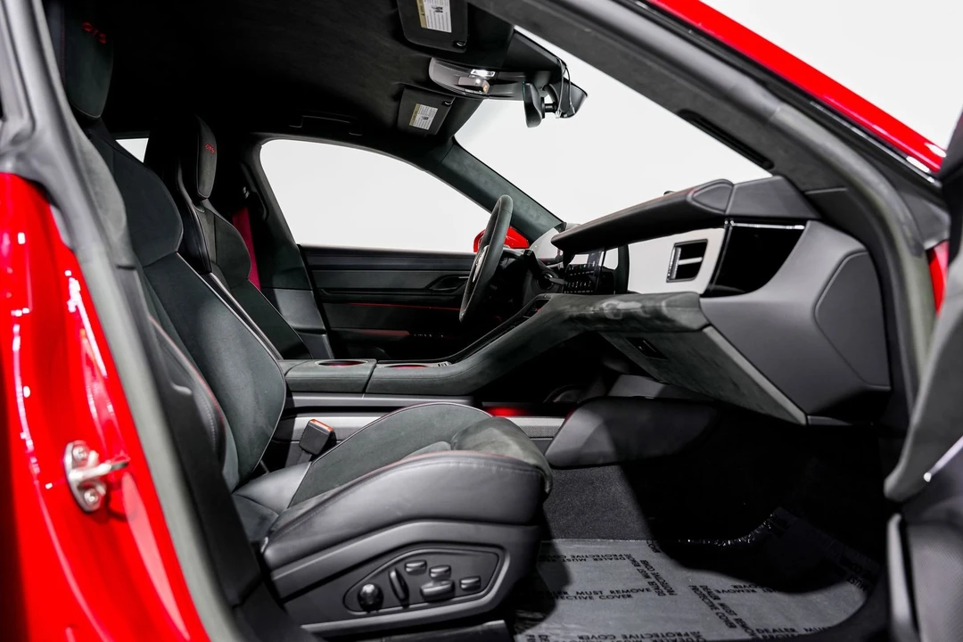 2023 Porsche Taycan GTS - Image 27 of 31