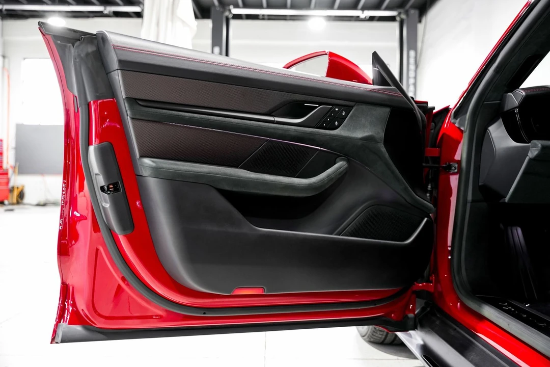 2023 Porsche Taycan GTS - Image 23 of 31