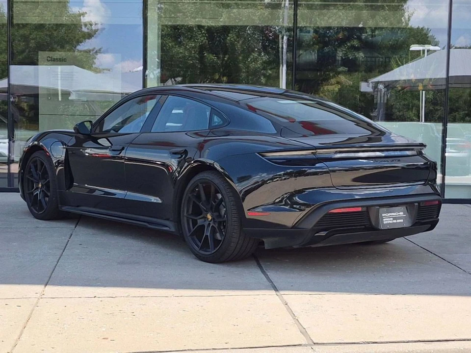 2023 Porsche Taycan GTS - Image 3 of 5