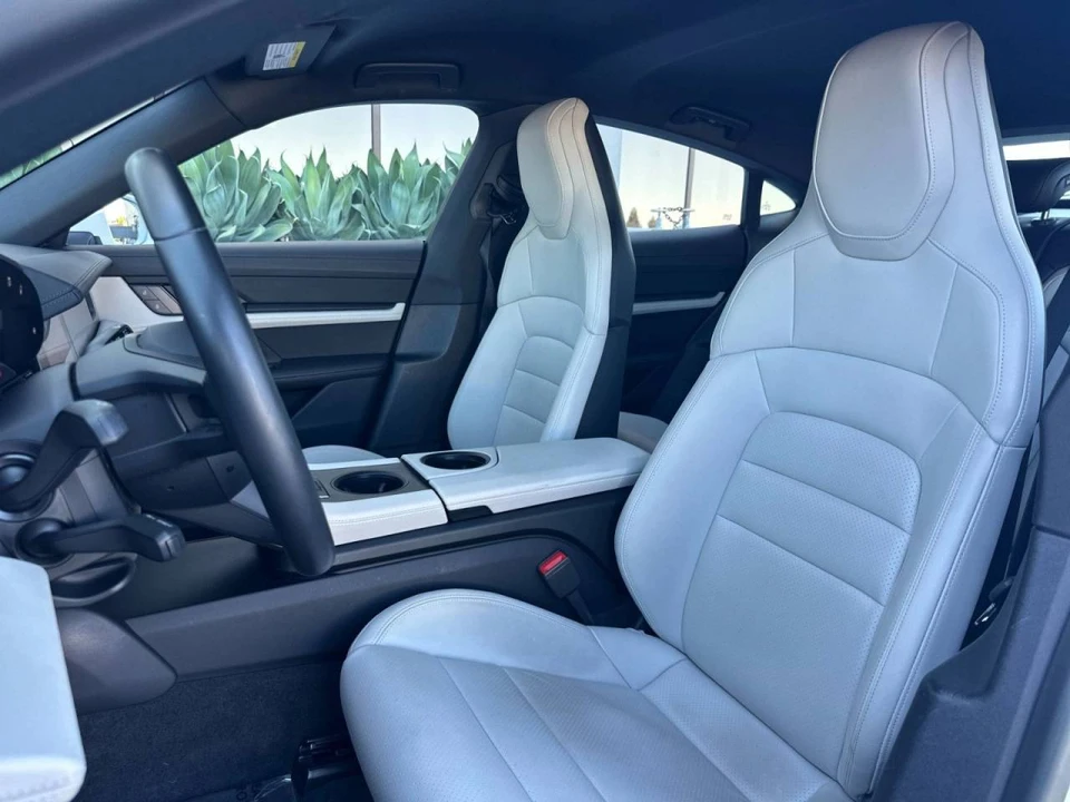 2023 Porsche Taycan - Image 5 of 5