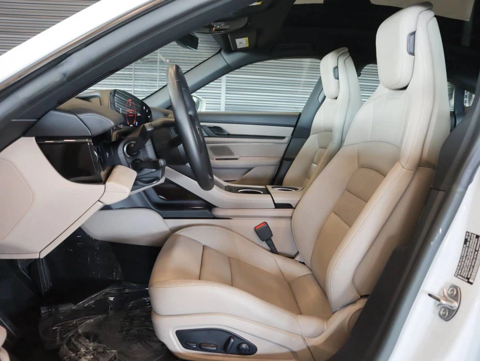 2023 Porsche Taycan - Image 5 of 5