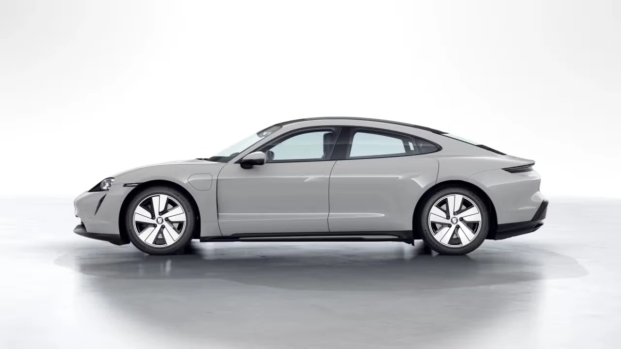 2023 Porsche Taycan - Image 13 of 31