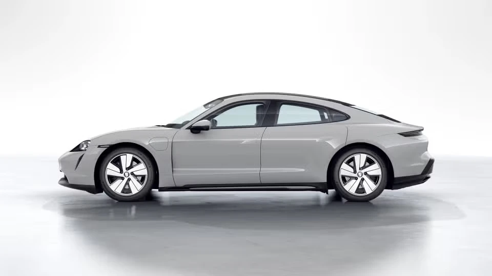 2023 Porsche Taycan - Image 12 of 31