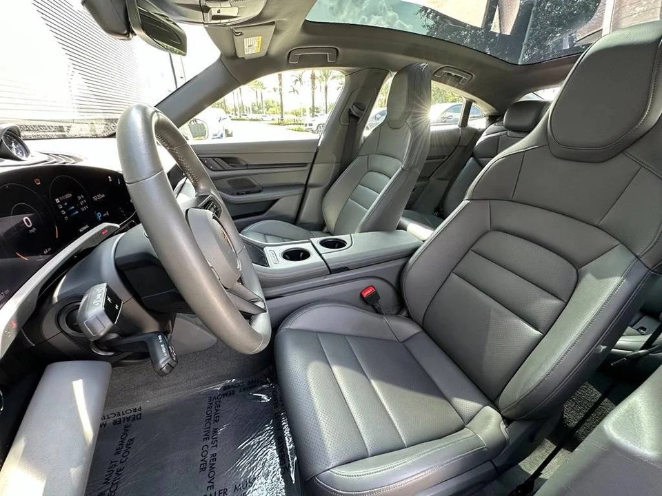 2023 Porsche Taycan - Image 5 of 5