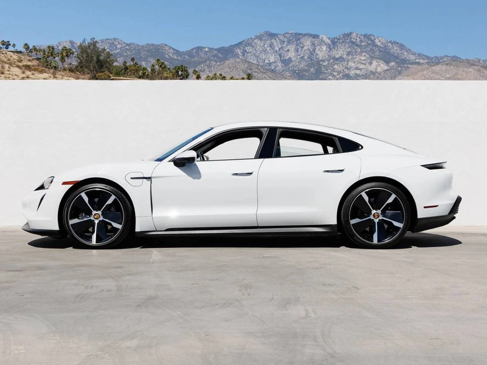 2023 Porsche Taycan - Image 2 of 5