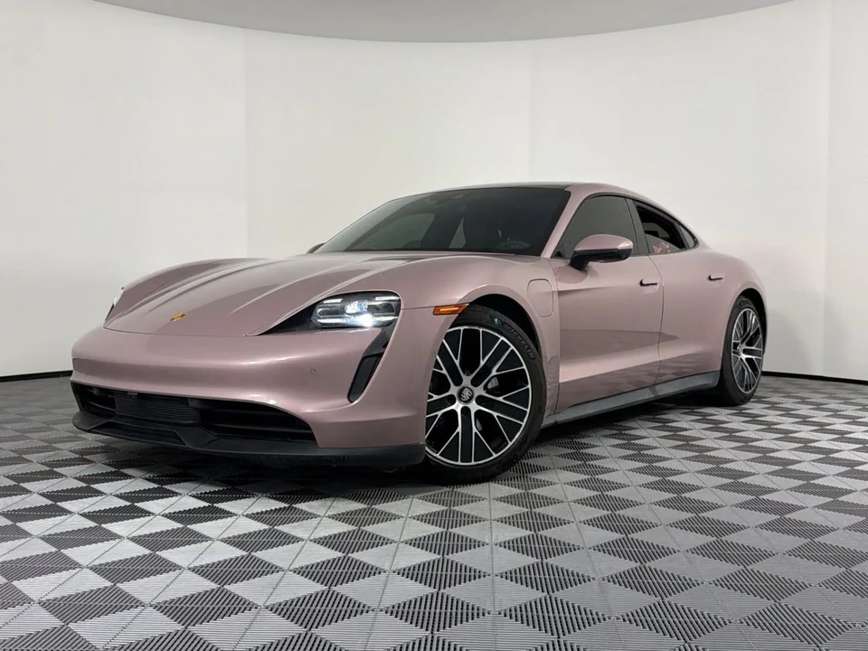 2023 Porsche Taycan - Image 4 of 31