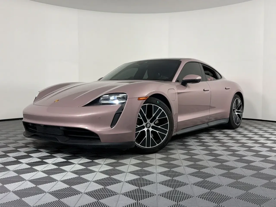 2023 Porsche Taycan - Image 8 of 31