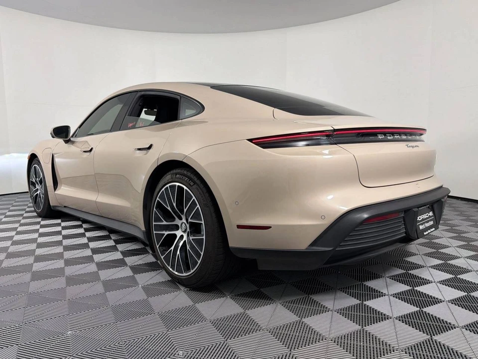 2023 Porsche Taycan - Image 3 of 5
