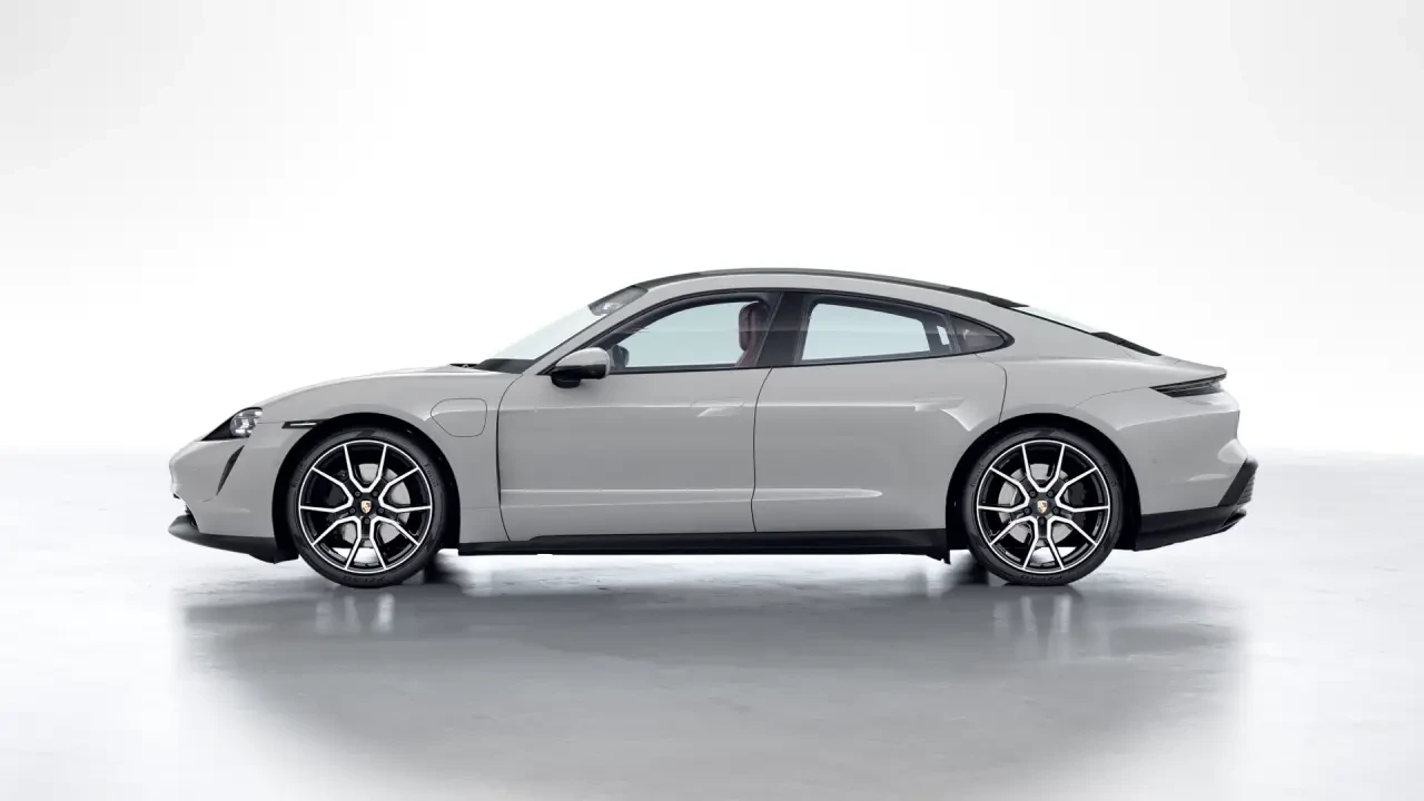2023 Porsche Taycan - Image 16 of 31