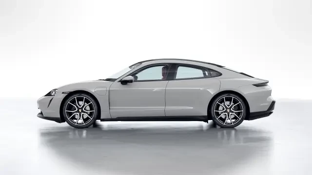 2023 Porsche Taycan - Image 14 of 31