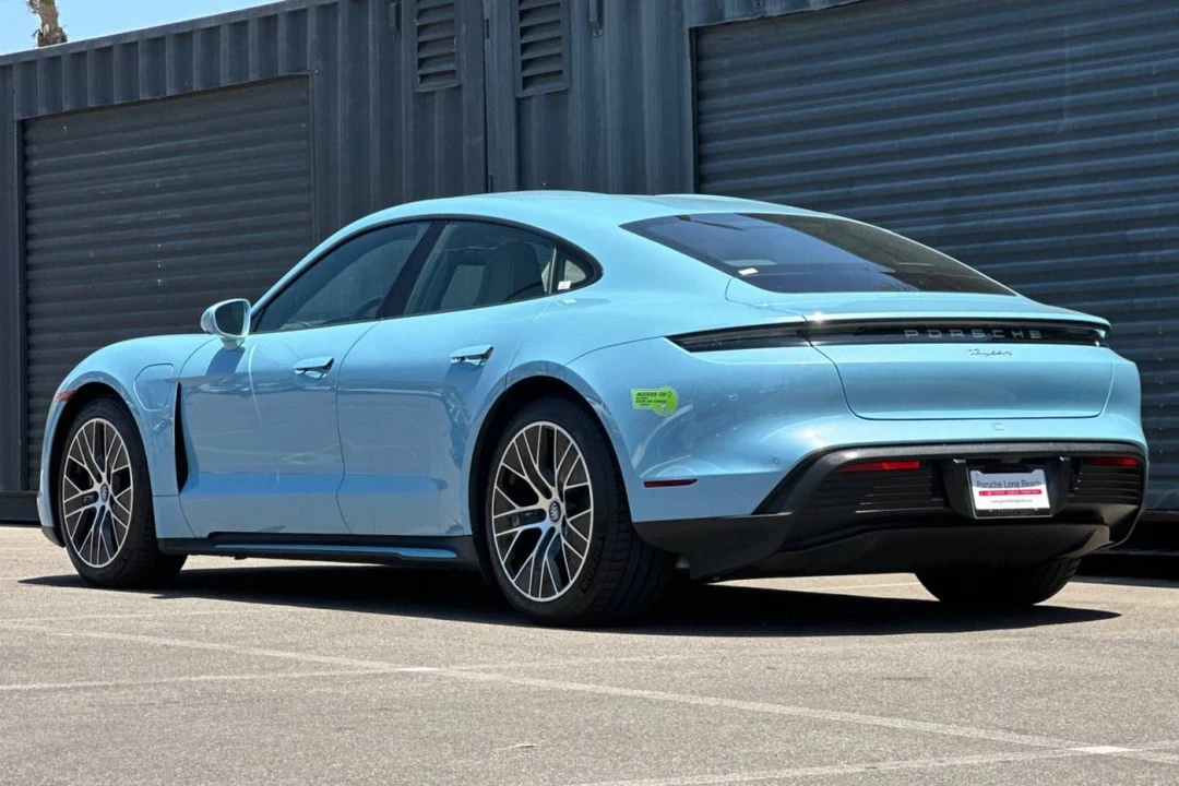 2023 Porsche Taycan - Image 3 of 5