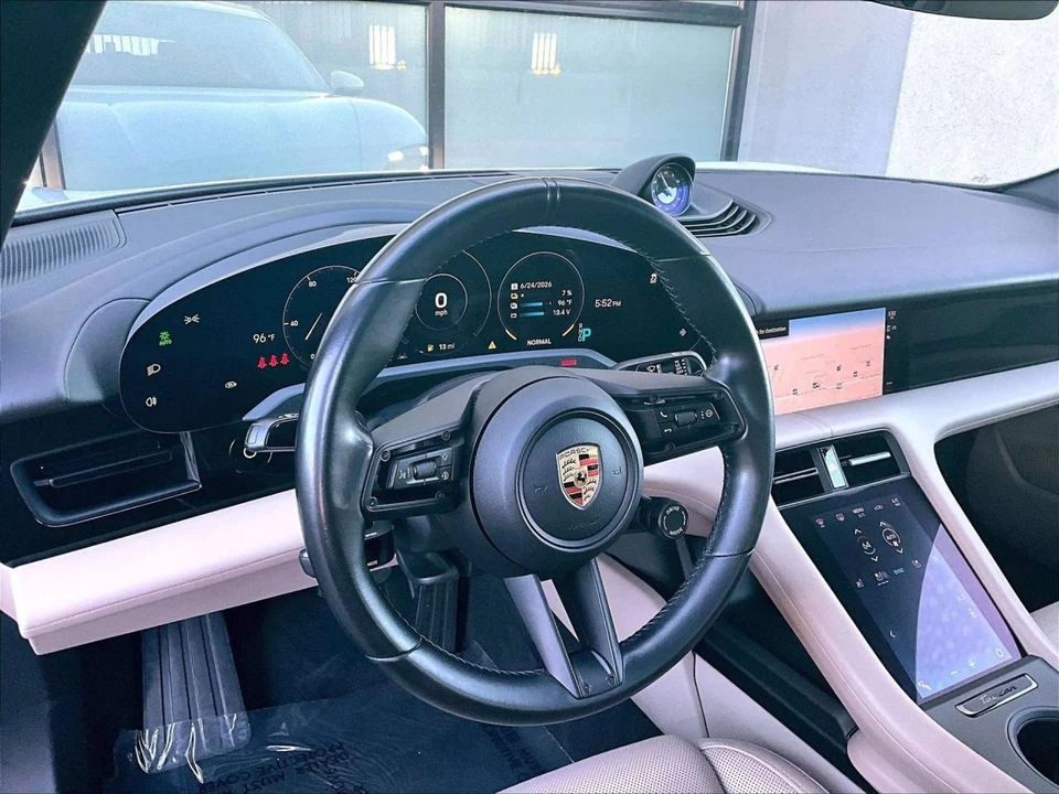 2023 Porsche Taycan - Image 4 of 5