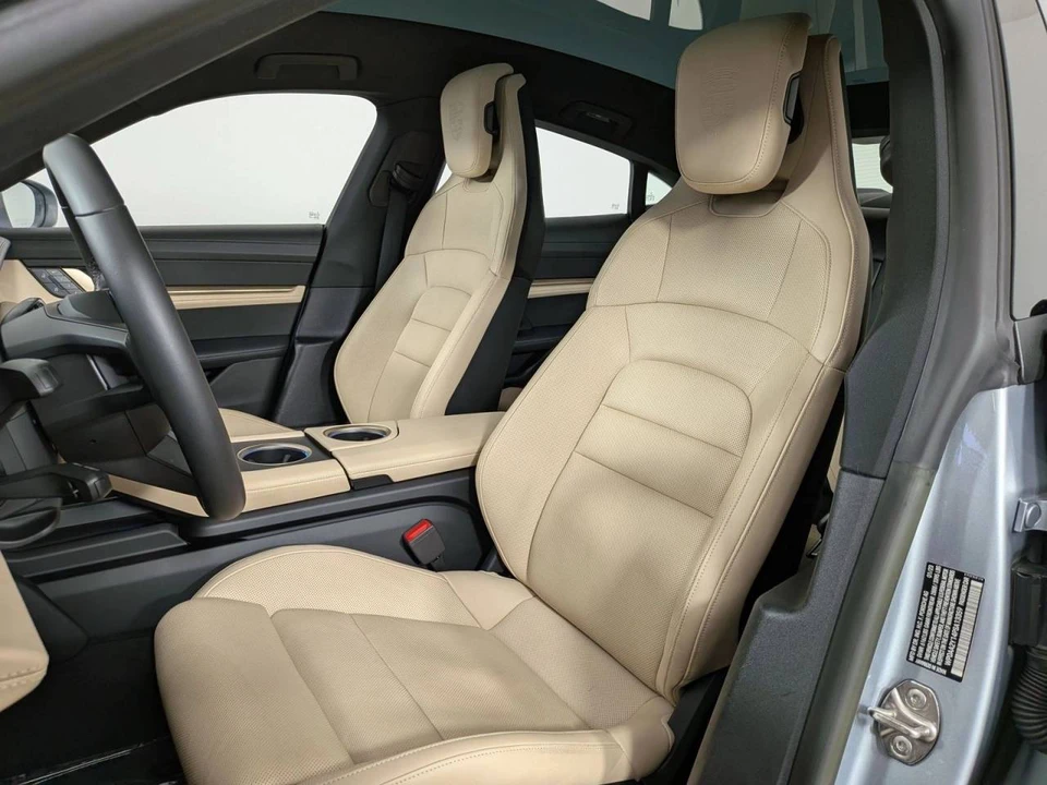 2023 Porsche Taycan - Image 5 of 5