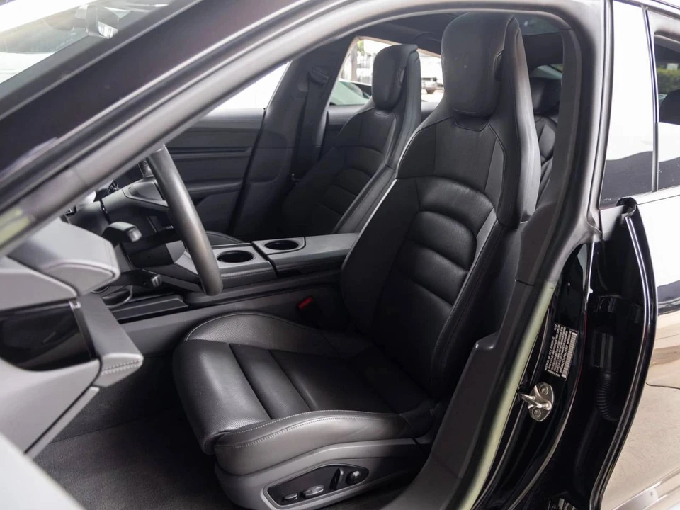 2023 Porsche Taycan - Image 5 of 5