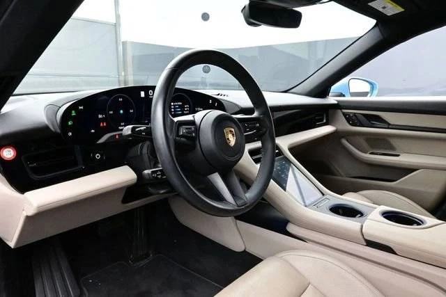2023 Porsche Taycan - Image 4 of 5