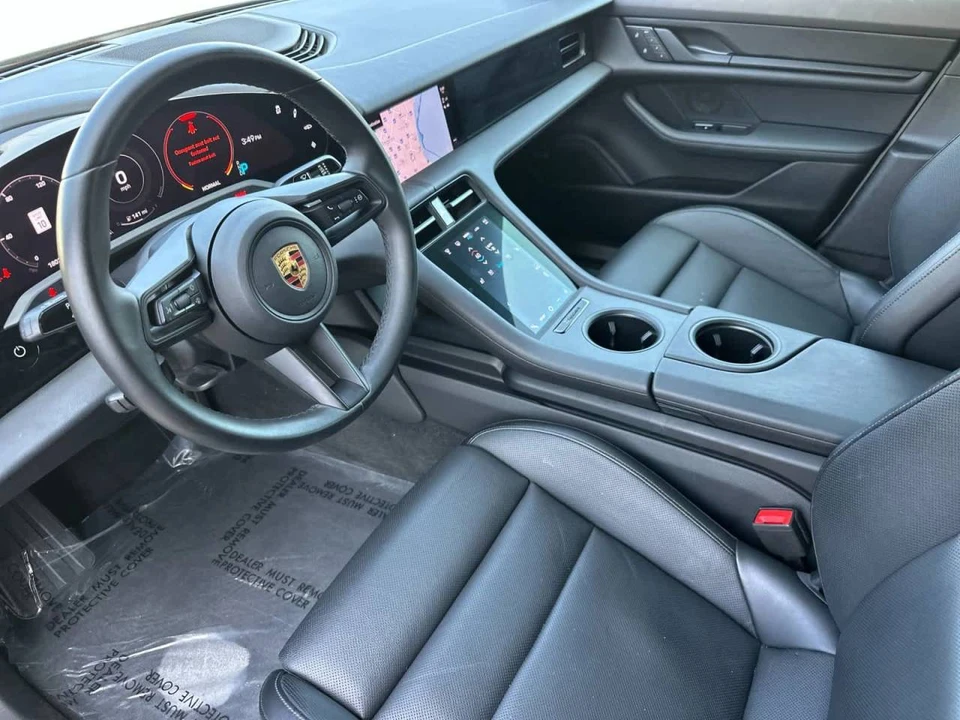 2023 Porsche Taycan - Image 4 of 5
