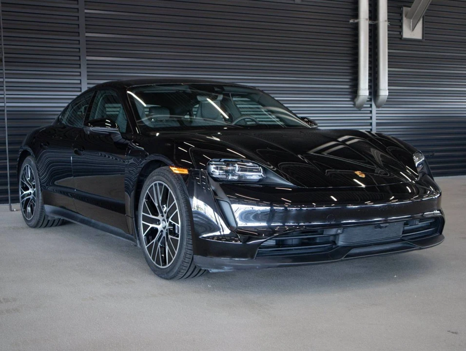 2023 Porsche Taycan - Image 5 of 5