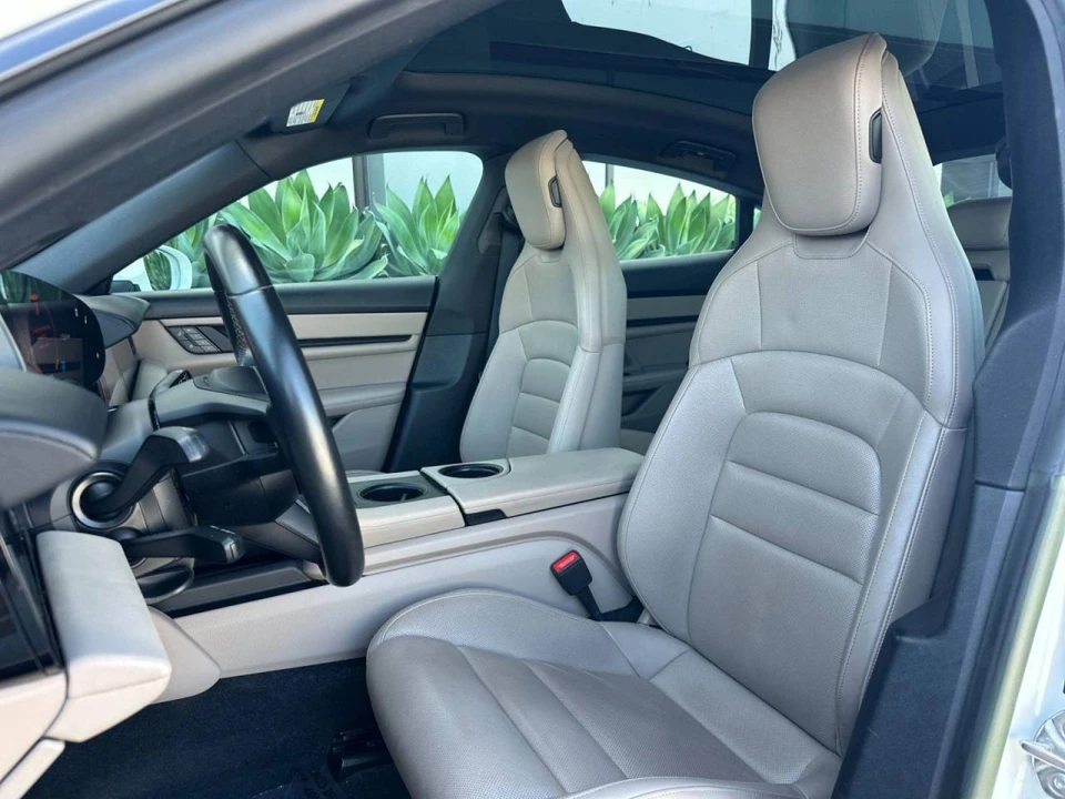 2023 Porsche Taycan - Image 5 of 5