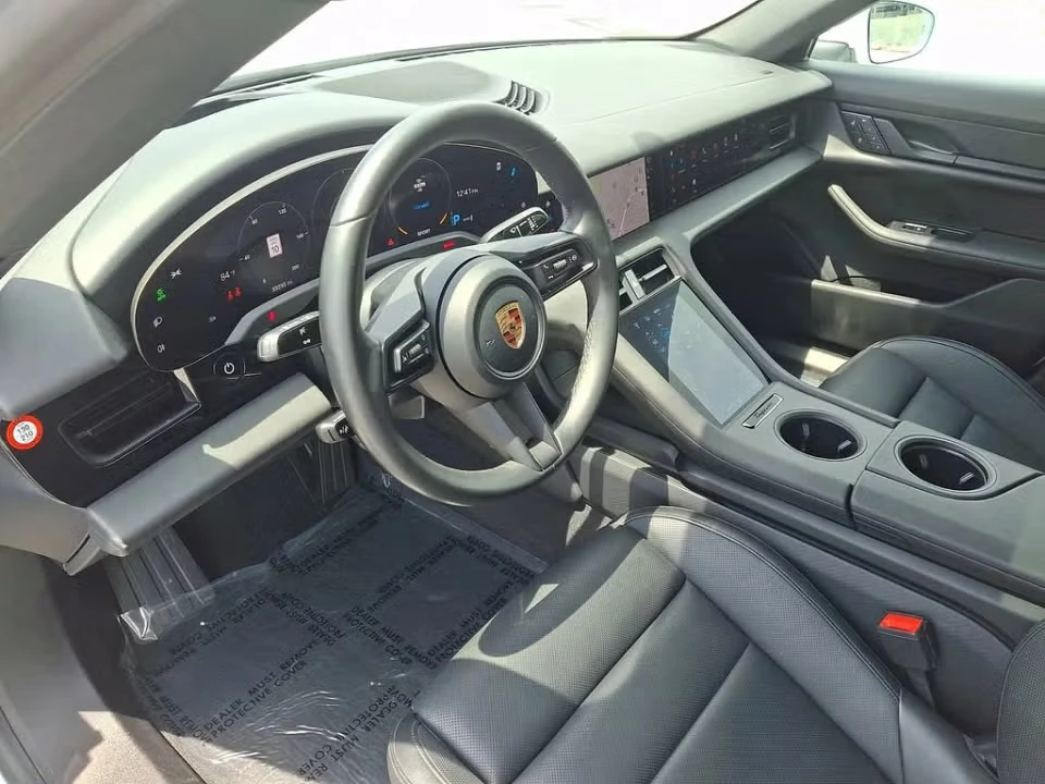 2023 Porsche Taycan - Image 27 of 31