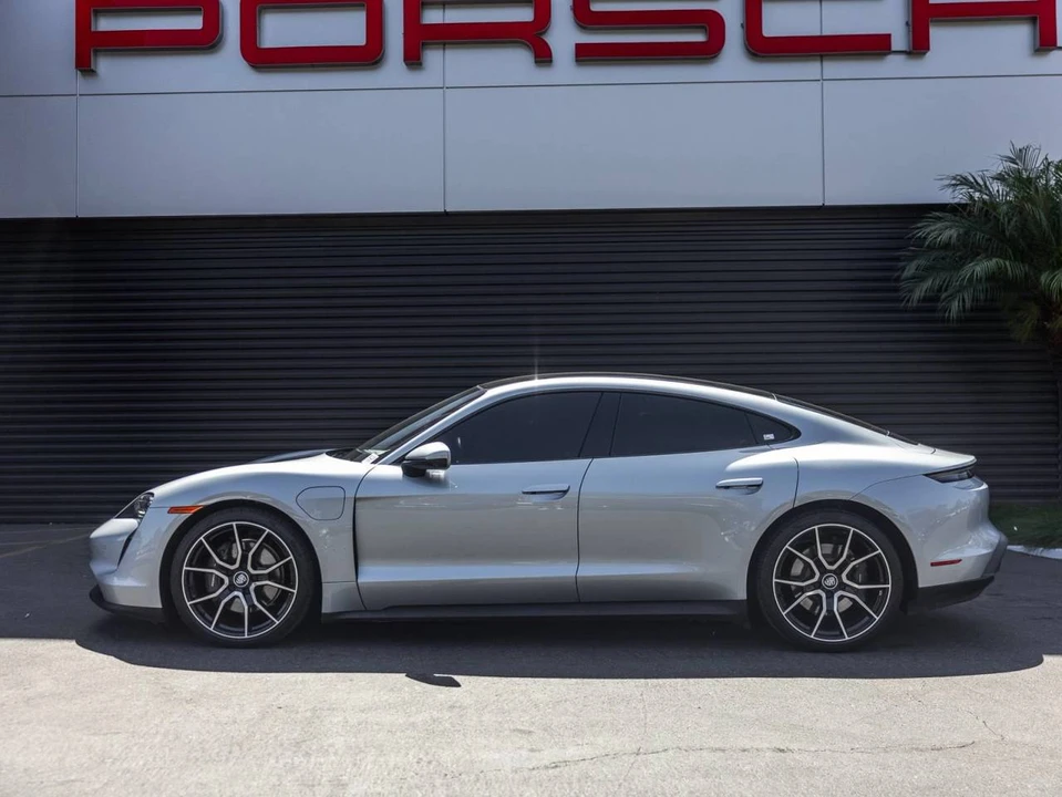 2023 Porsche Taycan - Image 2 of 5