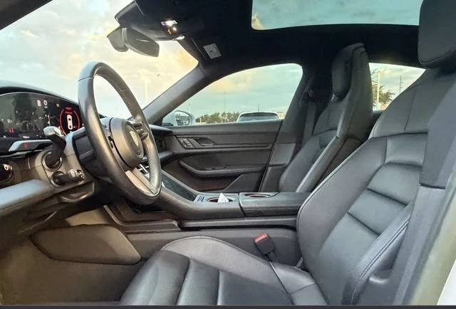 2023 Porsche Taycan - Image 9 of 9