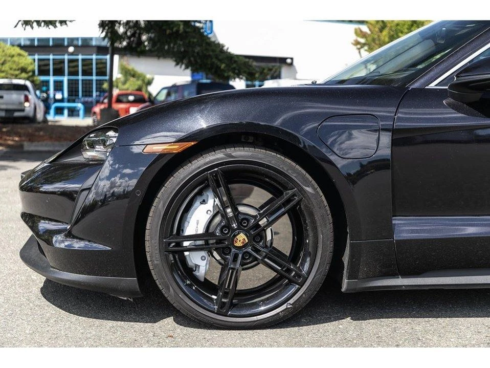 2023 Porsche Taycan - Image 4 of 16
