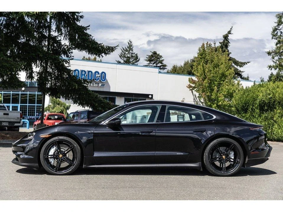 2023 Porsche Taycan - Image 7 of 16