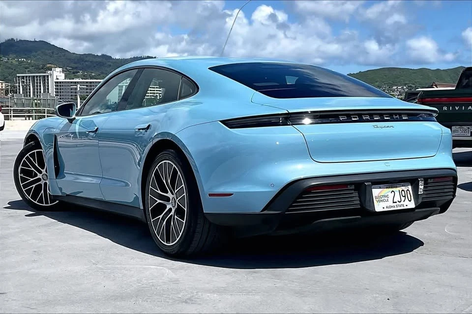2023 Porsche Taycan - Image 2 of 20