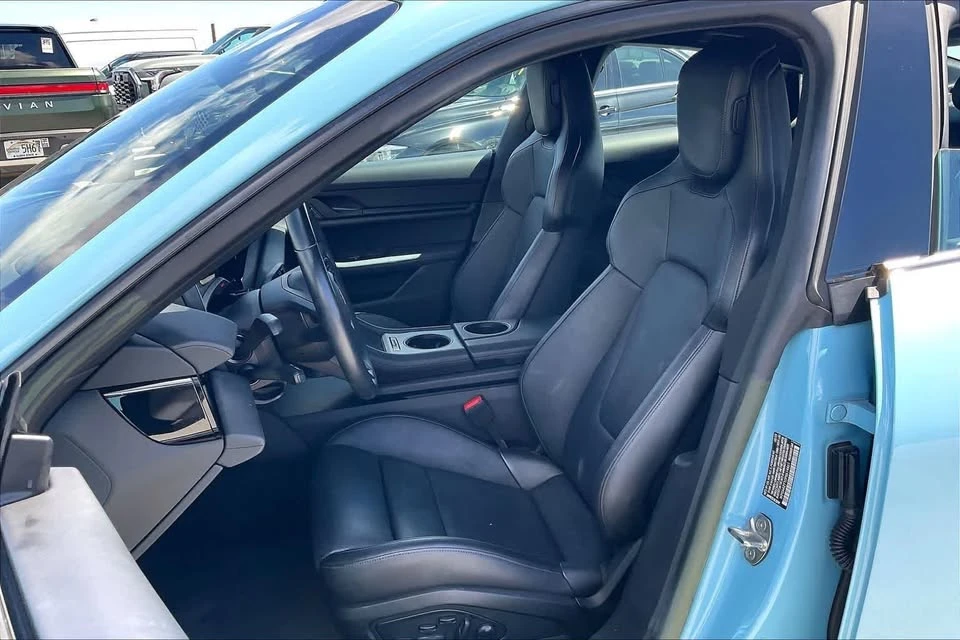 2023 Porsche Taycan - Image 9 of 20
