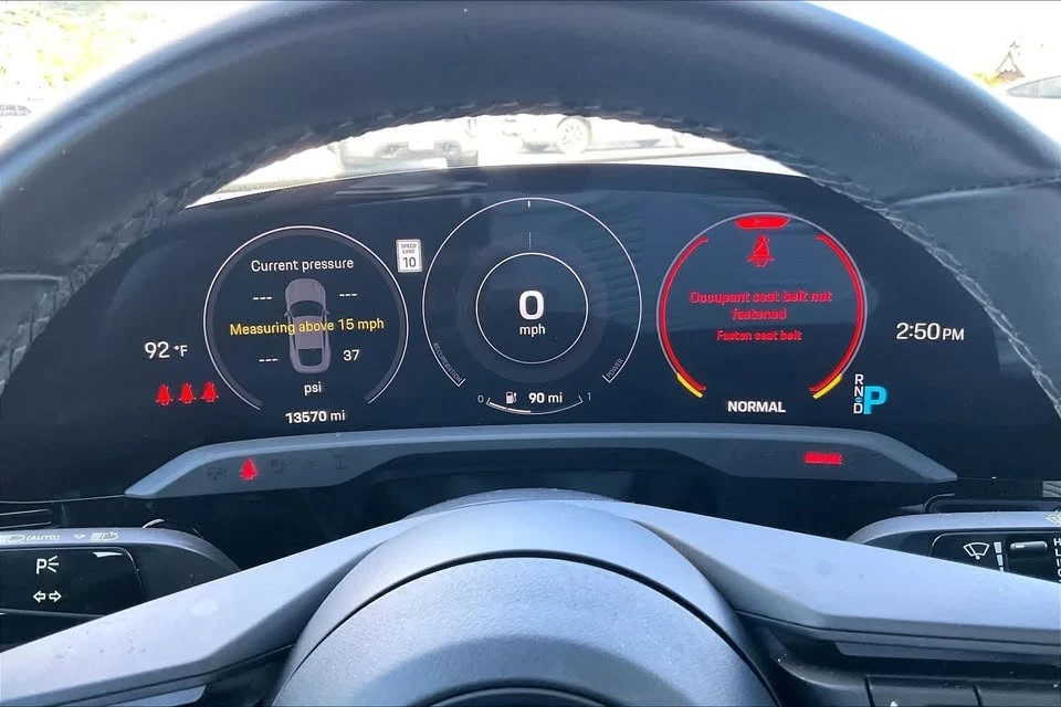 2023 Porsche Taycan - Image 15 of 20