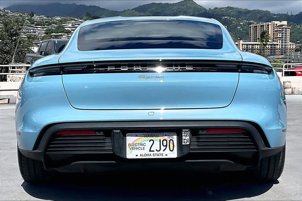 2023 Porsche Taycan - Image 3 of 20