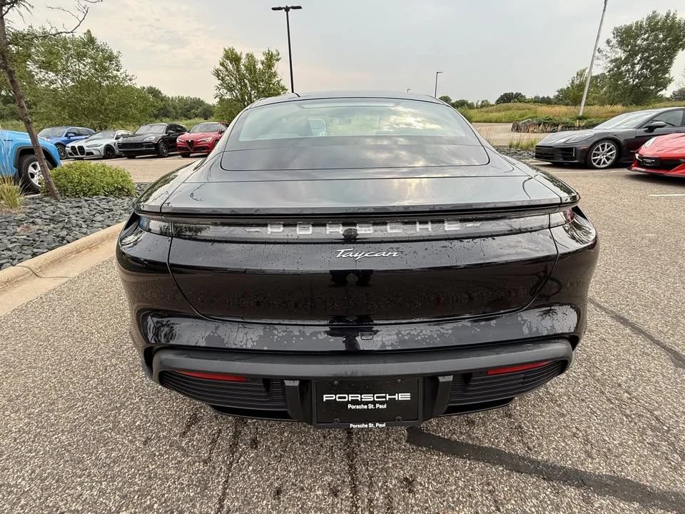 2023 Porsche Taycan - Image 4 of 9